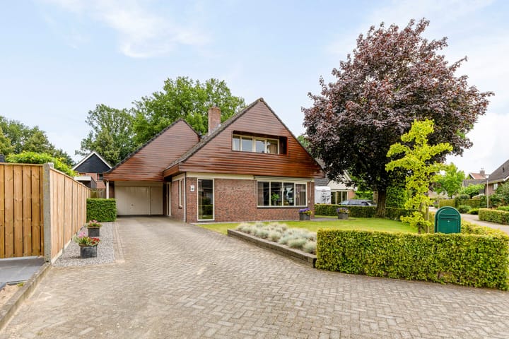 Foto 2 van Breemösstraat 6