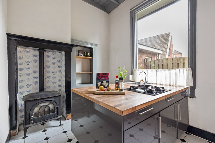 Foto 4 van Irisstraat 1