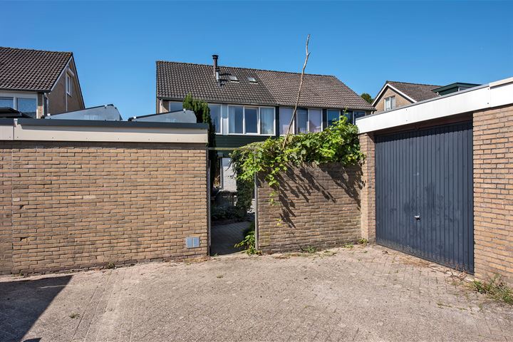 View photo 31 of Bremstraat 7