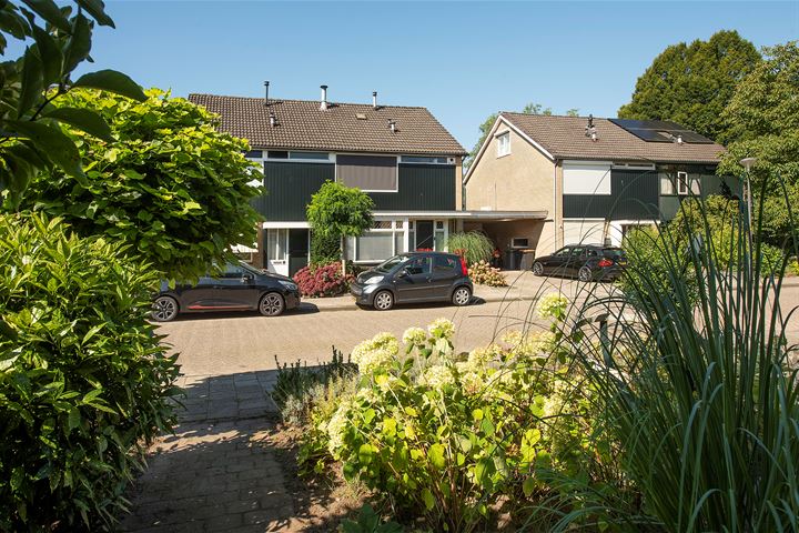 View photo 32 of Bremstraat 7