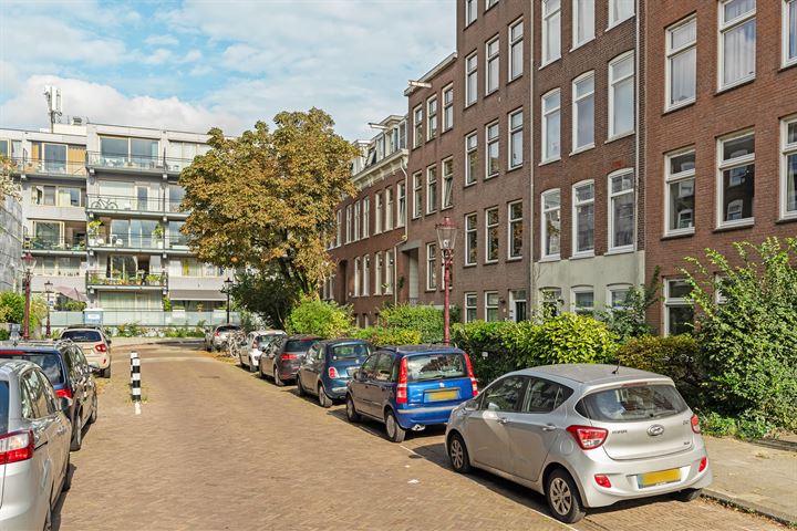 View photo 29 of Burmanstraat 26-4