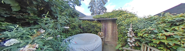 Bekijk 360° foto van Tuin van Zuideinde 100