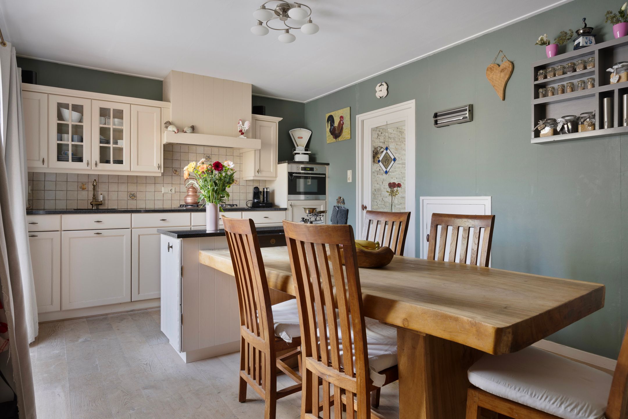 Foto 9 van Auvergnestraat 12