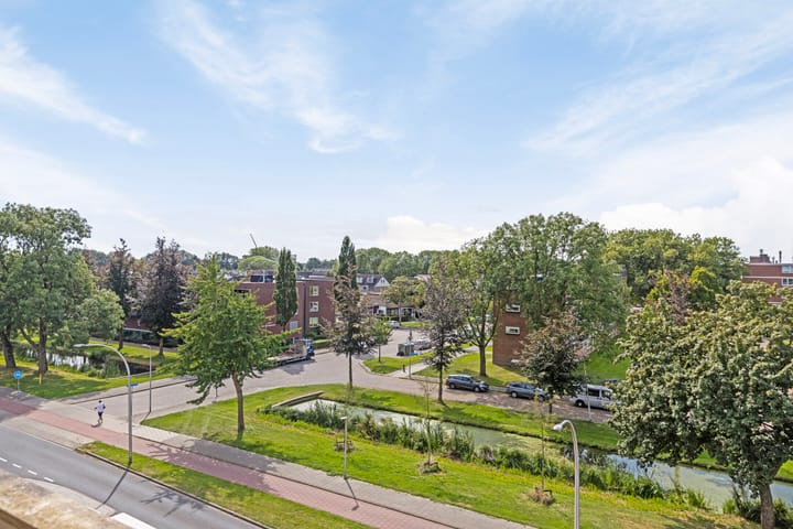 Photo 5 of Admiraal de Ruyterweg 38