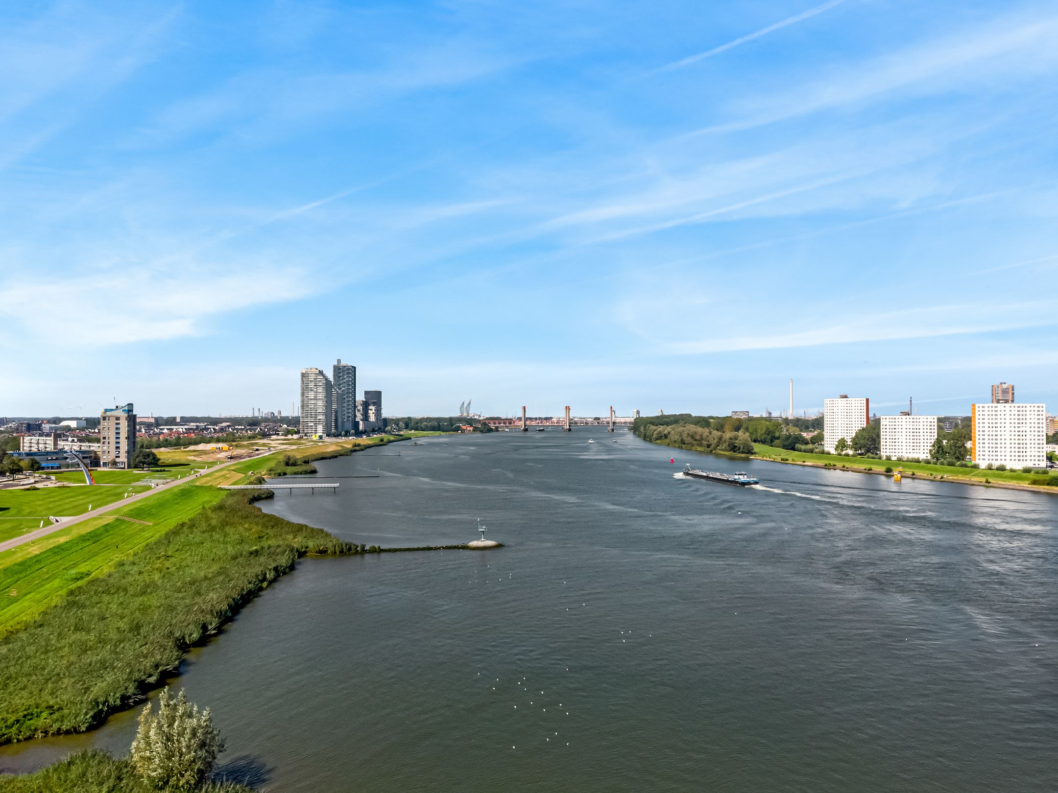 Foto 6 van Maasboulevard 92-A