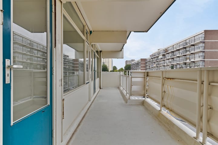 Foto 7 van Sterrenburgplein 20