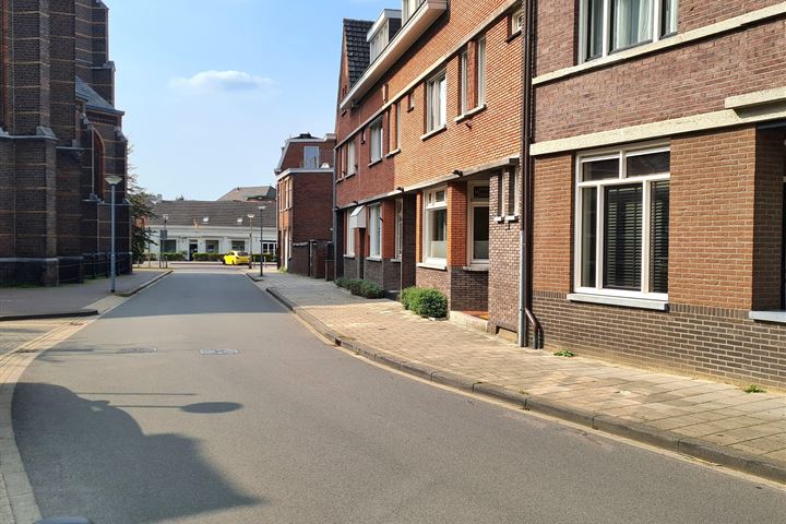 View photo 5 of Bongerdstraat 15-C