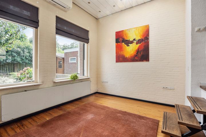 View photo 9 of Hertog van Gulickstraat 22