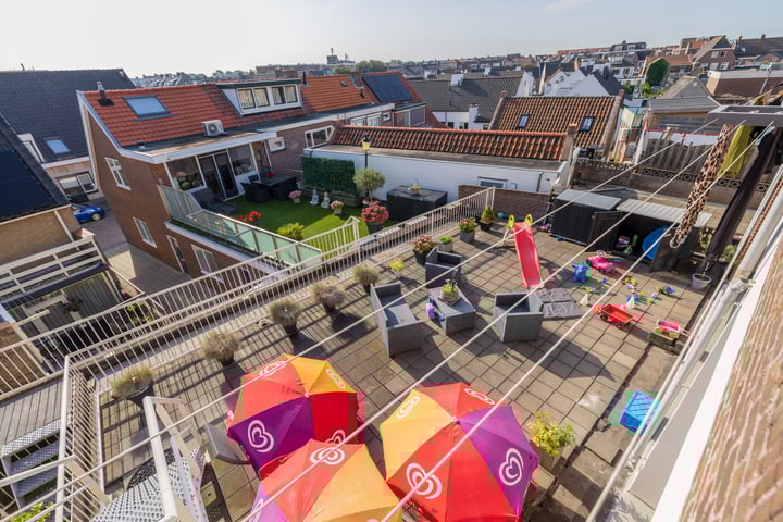 Bekijk foto 3 van Princestraat 18