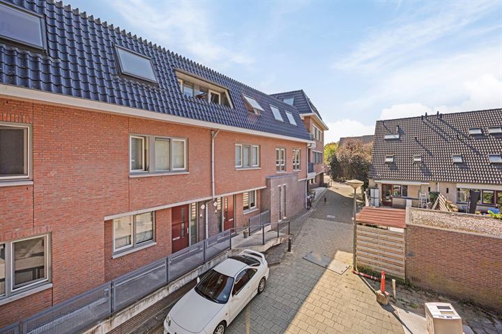 View photo 40 of Achterkerkstraat 58-B