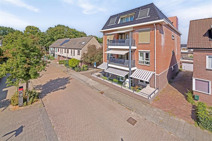 View photo 41 of Achterkerkstraat 58-B