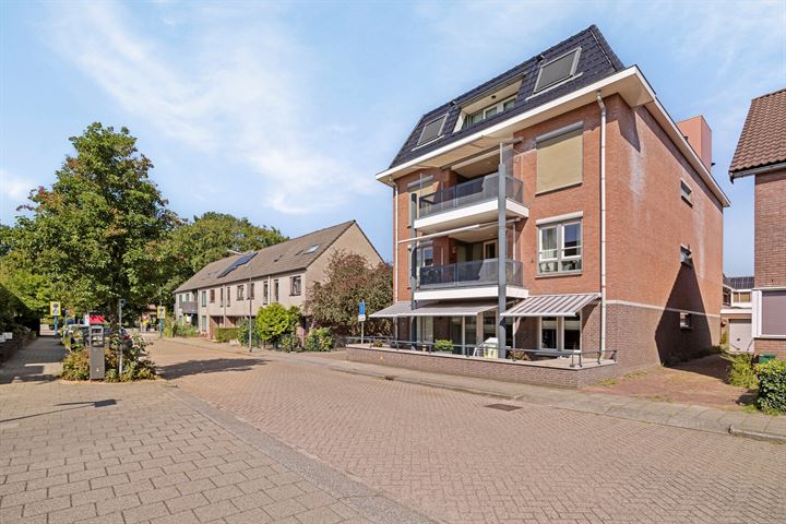 View photo 43 of Achterkerkstraat 58-B