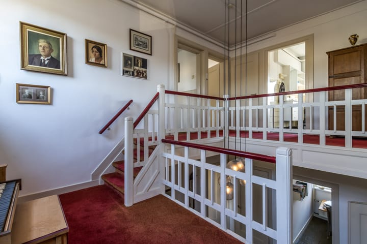 Foto 18 van Burgemeester de Raadtsingel 8*