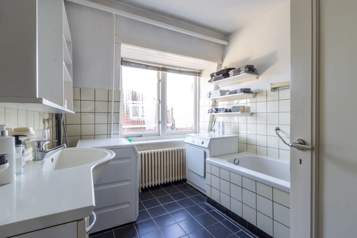 Foto 24 van Burgemeester de Raadtsingel 8*