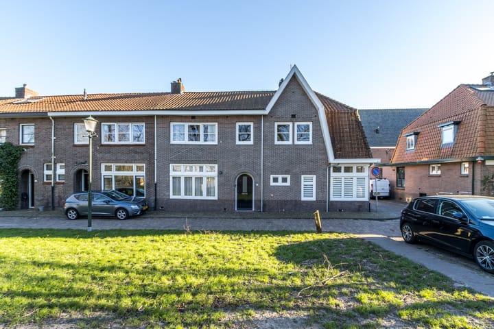 Photo 1 of Dwarsstraat 4