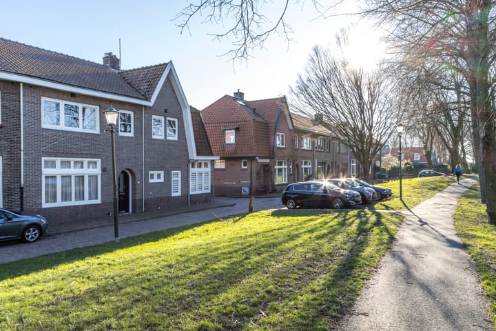 Photo 9 of Dwarsstraat 4