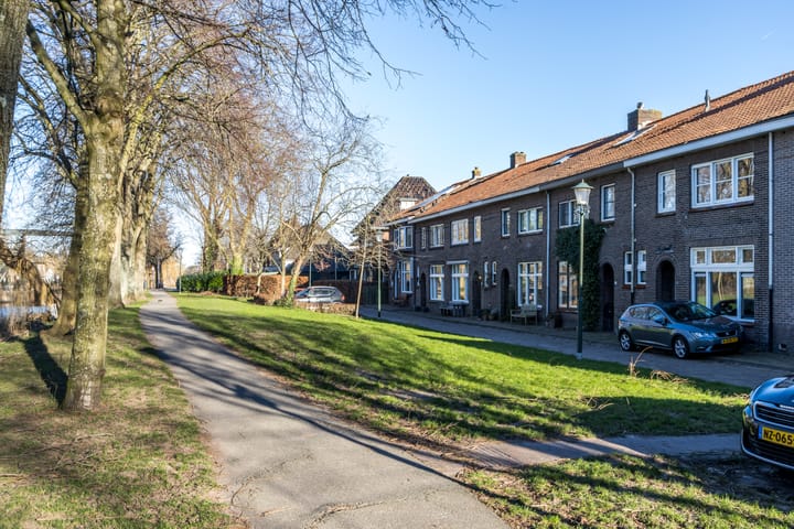 Photo 10 of Dwarsstraat 4