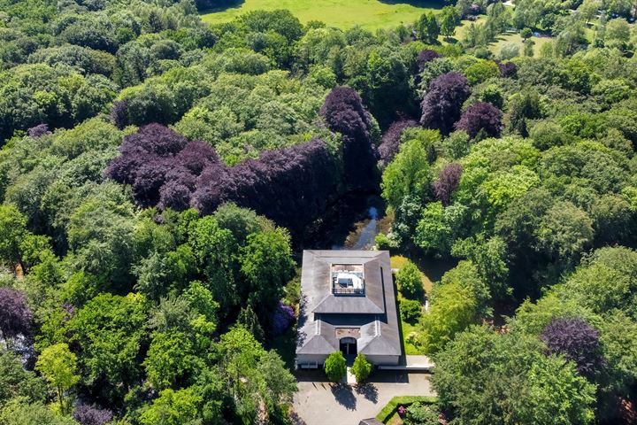 Huizerstraatweg, Naarden