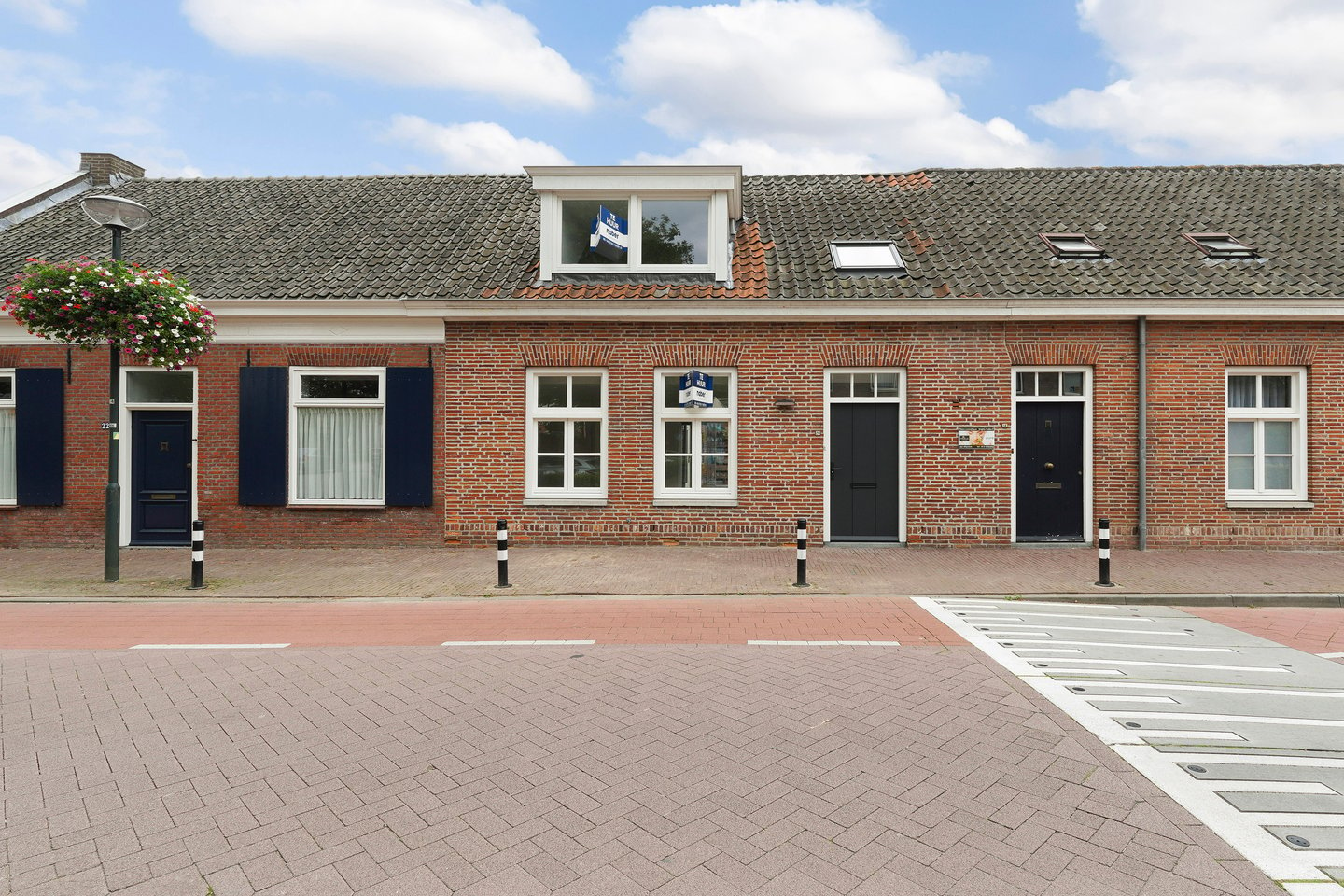 Bekijk foto 1 van Kerkstraat 20