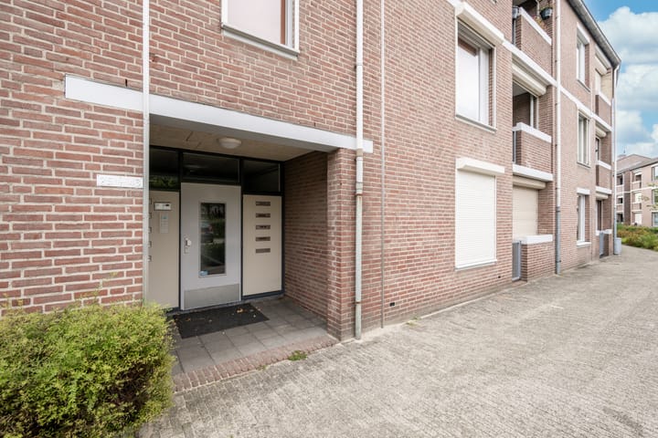 Photo 25 of Sint Sebastiaanstraat 39