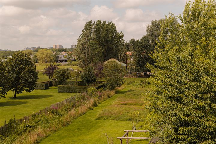 Bekijk foto 22 van Amsteldijk Noord 105