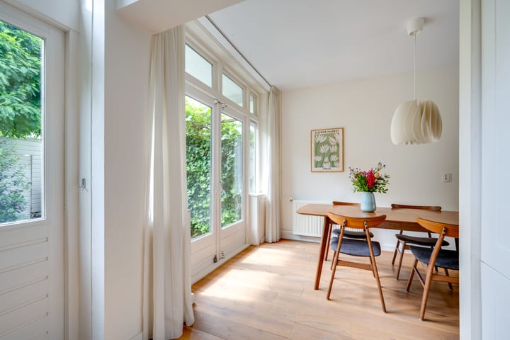 Photo 13 of M. van Meelstraat 45