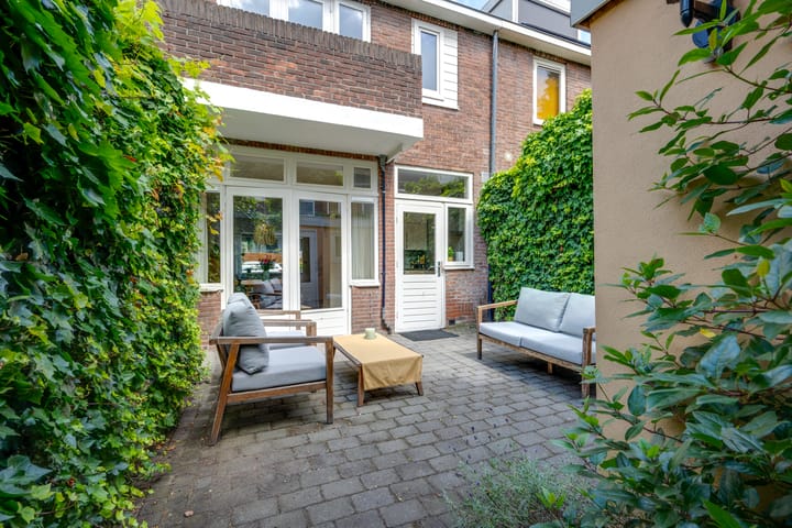 Photo 15 of M. van Meelstraat 45
