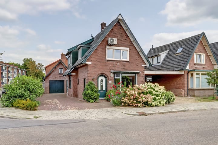 Foto 32 van 1e Wormenseweg 157-3