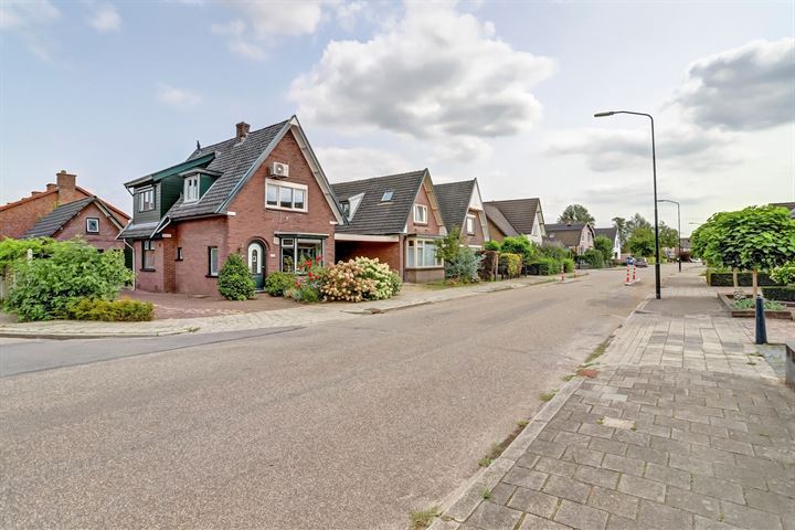 Bekijk foto 34 van 1e Wormenseweg 157-3