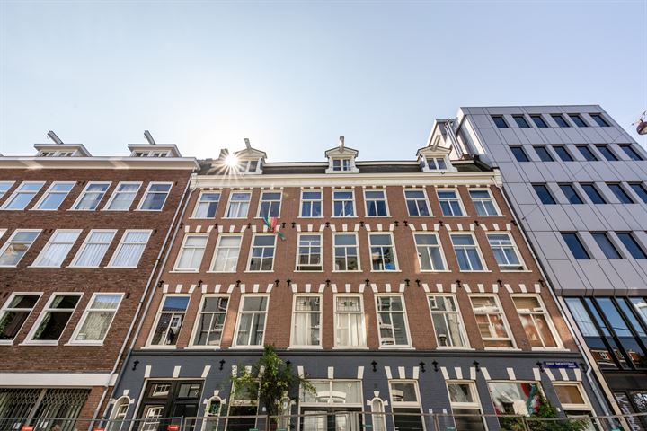 Bekijk foto 1 van Fokke Simonszstraat 4-2