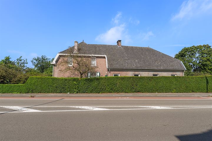 View photo 8 of Bredaseweg 343