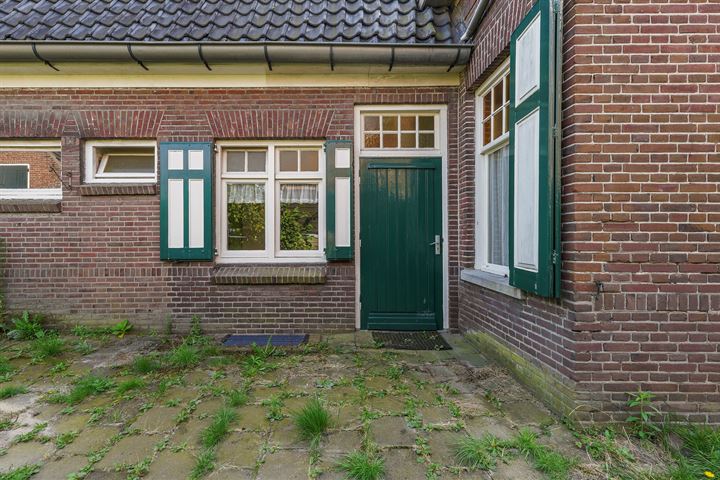 View photo 57 of Bredaseweg 343