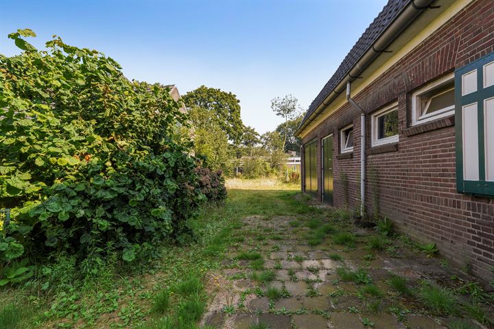 View photo 58 of Bredaseweg 343