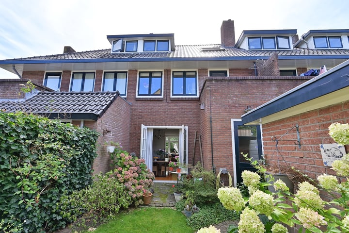 View photo 19 of van Lijndenlaan 13