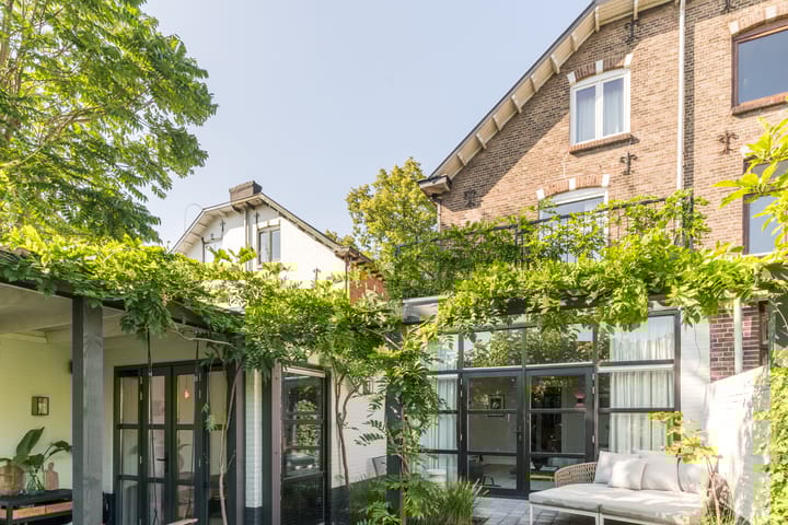 Foto 58 van Burgemeester Passtoorsstraat 32