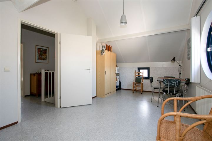 View photo 21 of Moesemanstraat 34