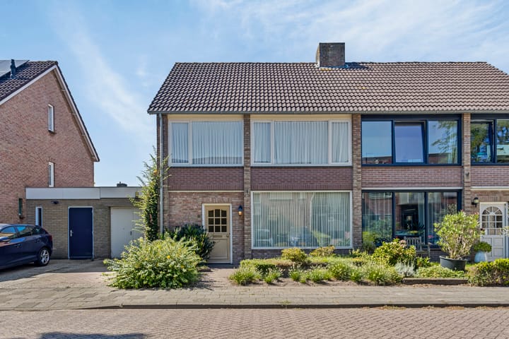 Foto 2 van Schoolstraat 51