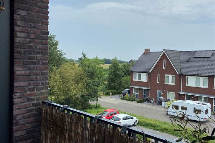 View photo 22 of Muntmeester 207