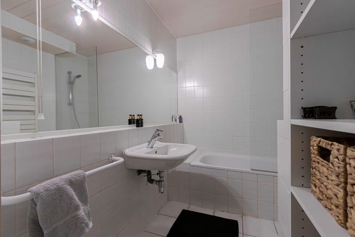 Photo 22 of Hoogzwanenstraat 114