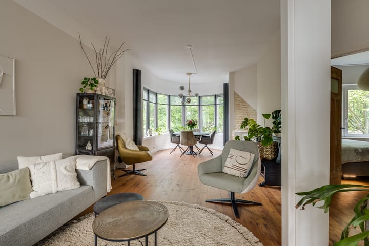 Foto 4 van Caan van Necklaan 202