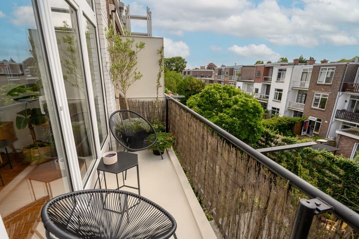 Foto 17 van Caan van Necklaan 202