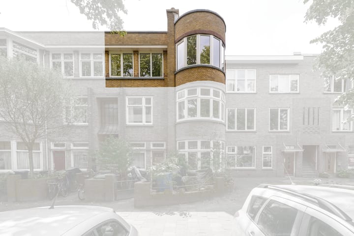 Foto 27 van Caan van Necklaan 202