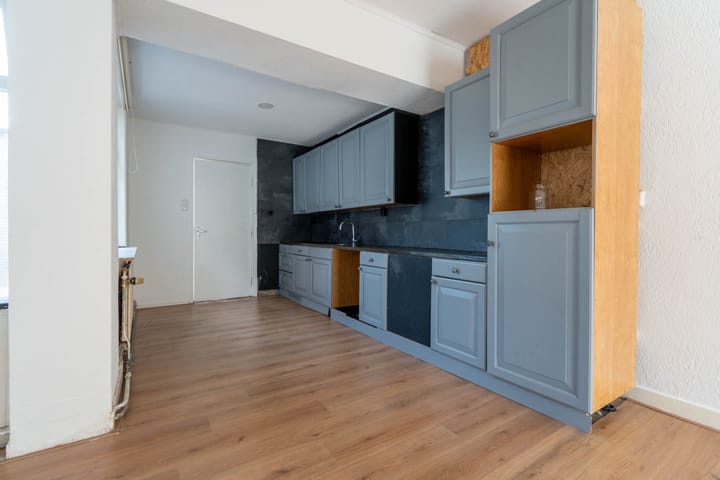 Foto 10 van Middenweg 16