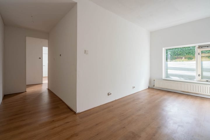 Foto 15 van Middenweg 16