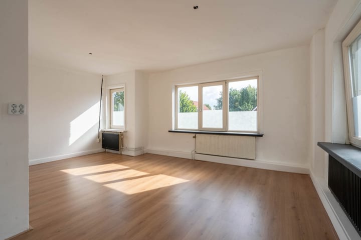 Foto 17 van Middenweg 16