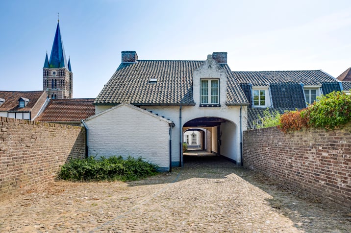 undefined main image