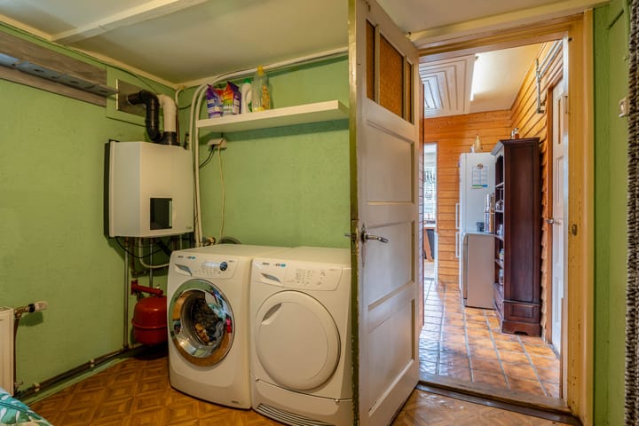 Photo 16 of Sint Odulphusstraat 4