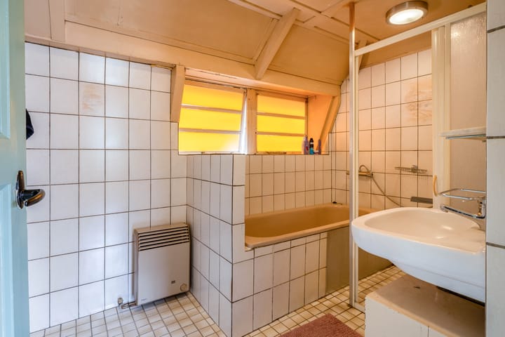 Photo 18 of Sint Odulphusstraat 4