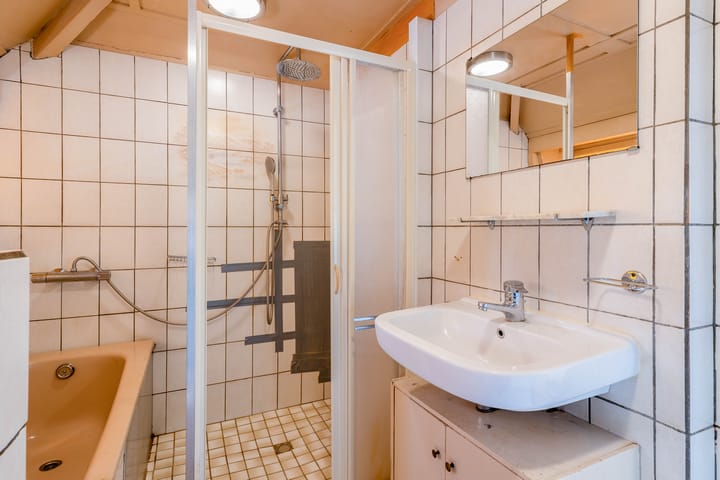 Photo 19 of Sint Odulphusstraat 4