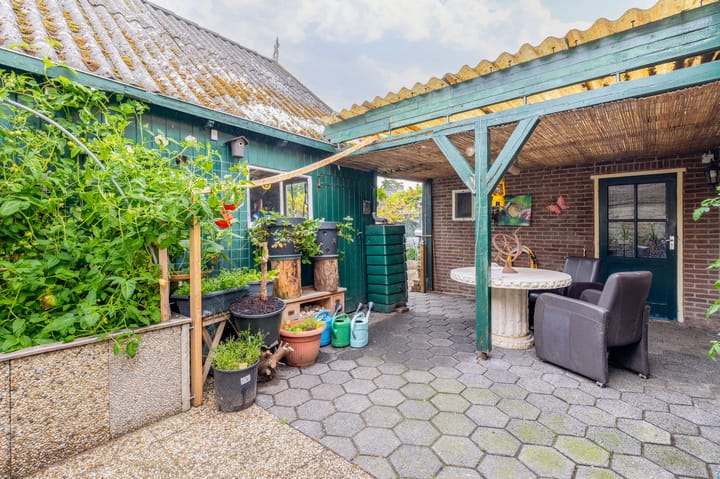 Photo 28 of Sint Odulphusstraat 4